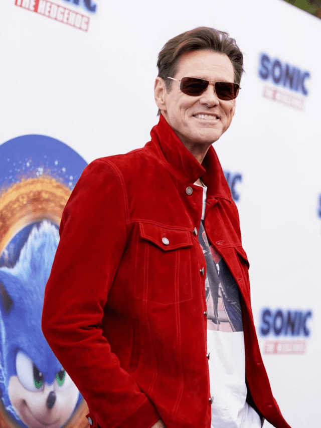 Rumors suggesting Jim Carrey is dead in 2022 have been circulating online. However, this is completely false as the actor is fine and doing good.